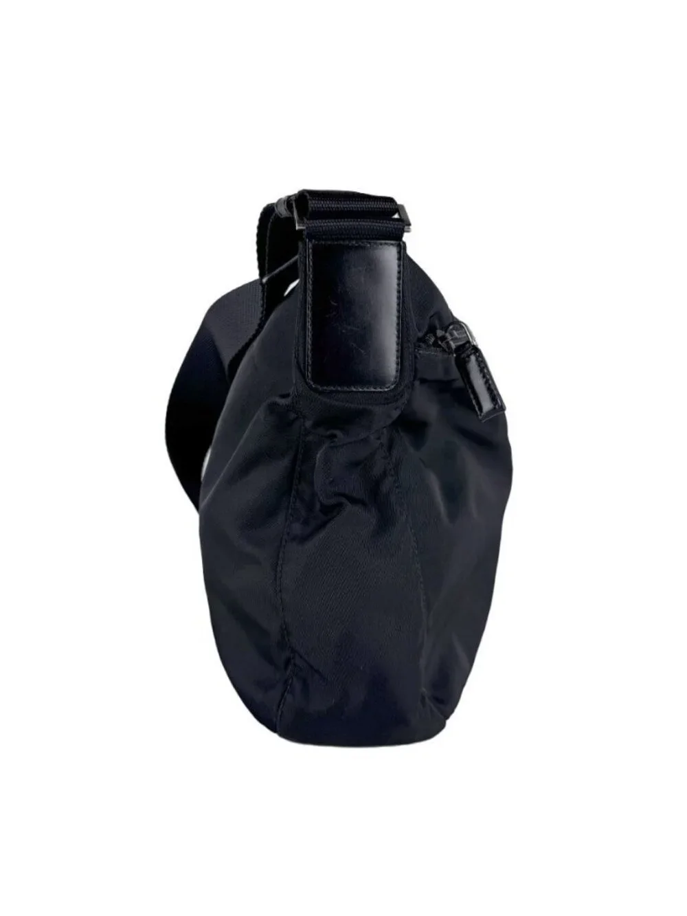 Prada item status